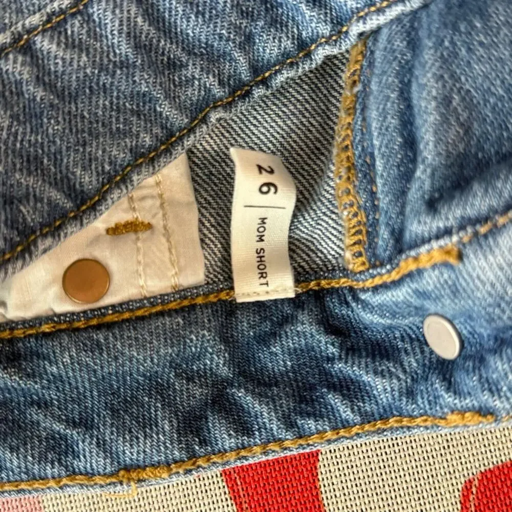 PacSun distressed mom
